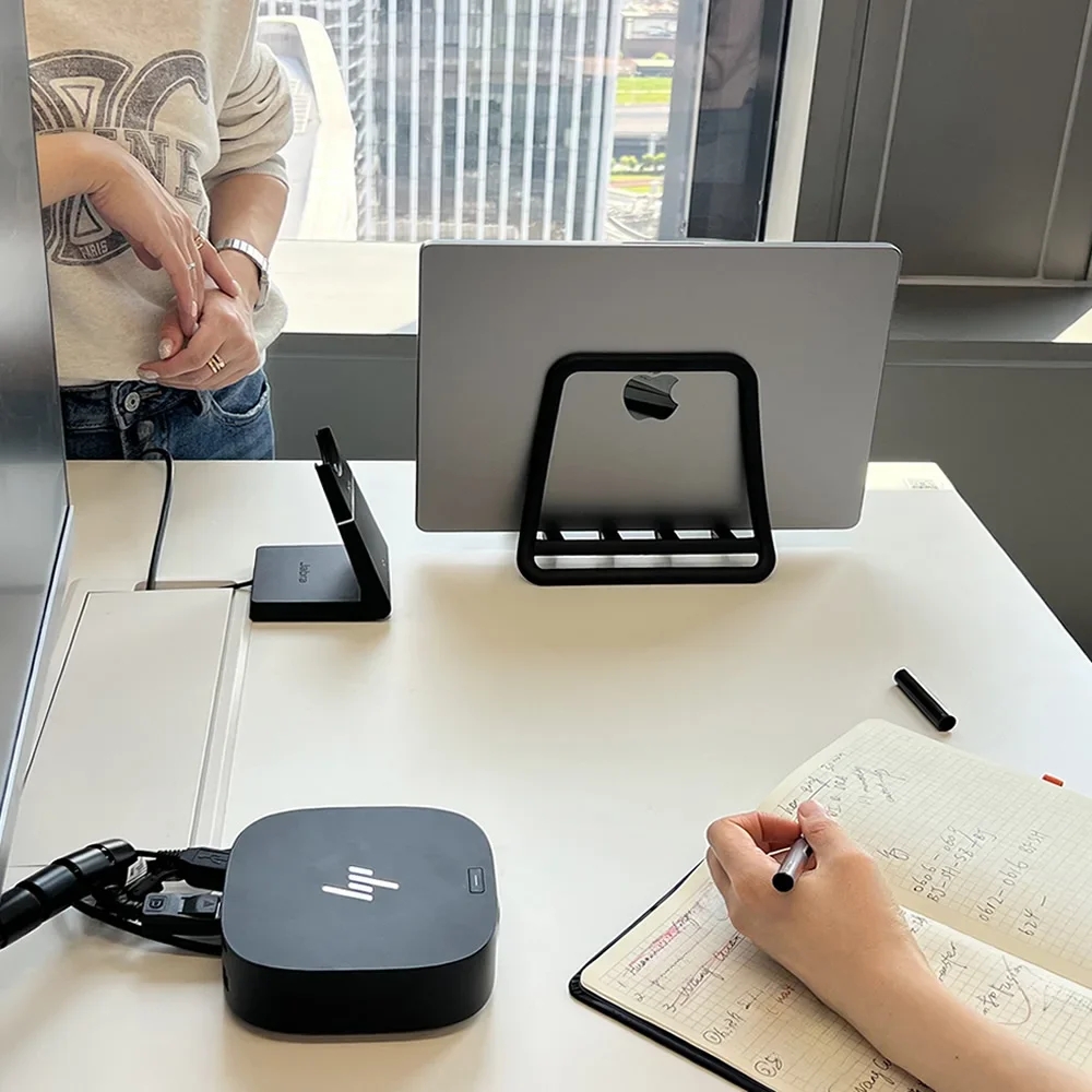 Supporto verticale per noteboo - Laptop Accessories And Gadgets recensione e prezzo